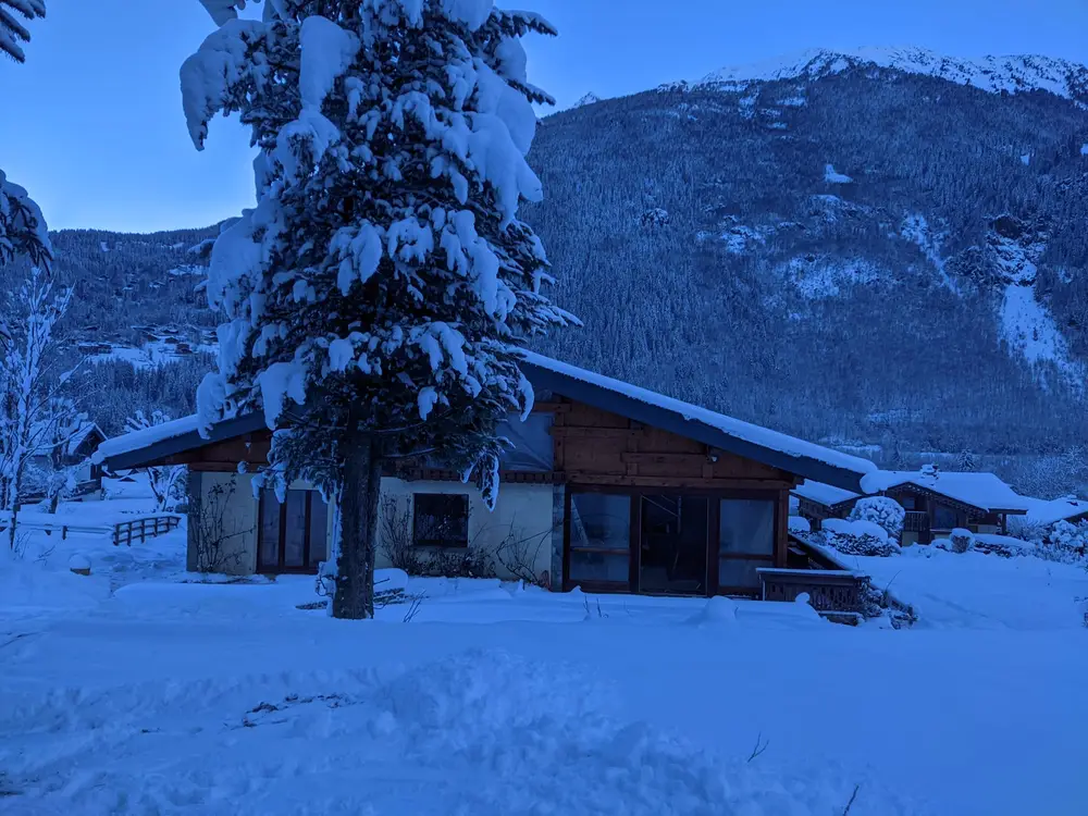 Schreinerei aus laminiertem Holz: Privates Wohnhaus, Die Houches, Frankreich