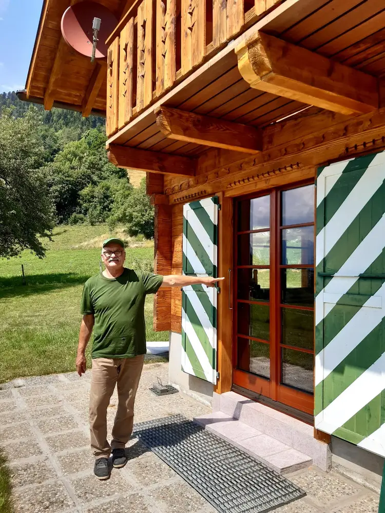 Schreinerei aus laminiertem Holz: Privates Wohnhaus, Leysin, Schweiz