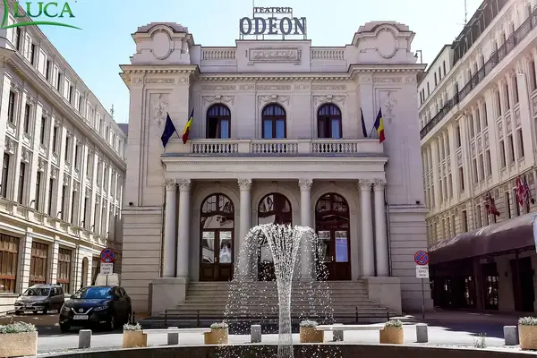 Schreinerei aus laminiertem Holz: Odeon Theater, Bukarest